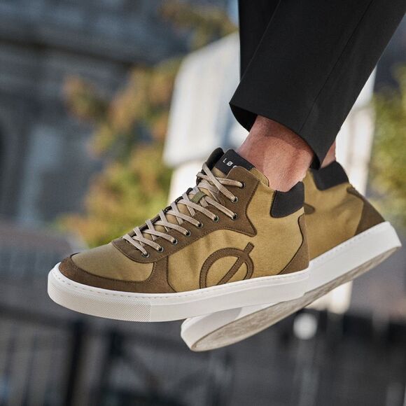 LOCI ELEVEN TRAINER IN Green KHAKI size EU39  US 8 women  or US 7 Men NWOT$190 - Picture 1 of 11